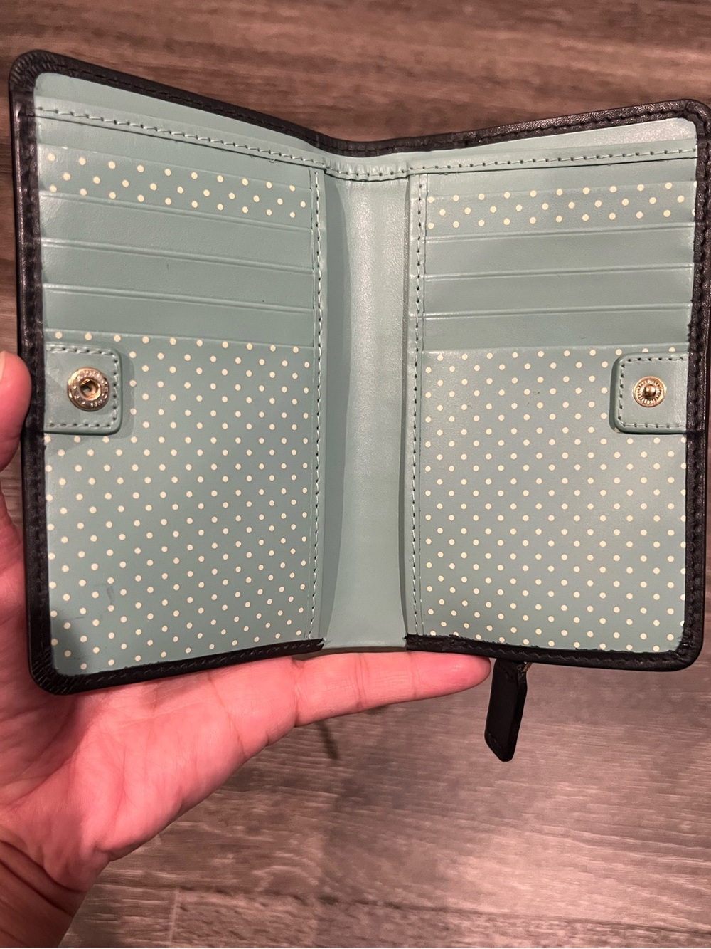 RADLEY LONDON Black Wallet with Gold Logo - Picture 3 of 7